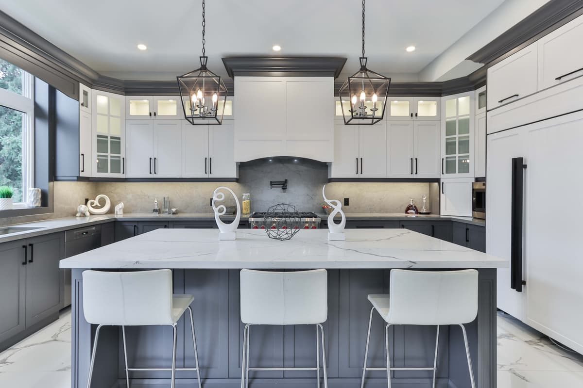 Professional home remodeling and kitchen renovation